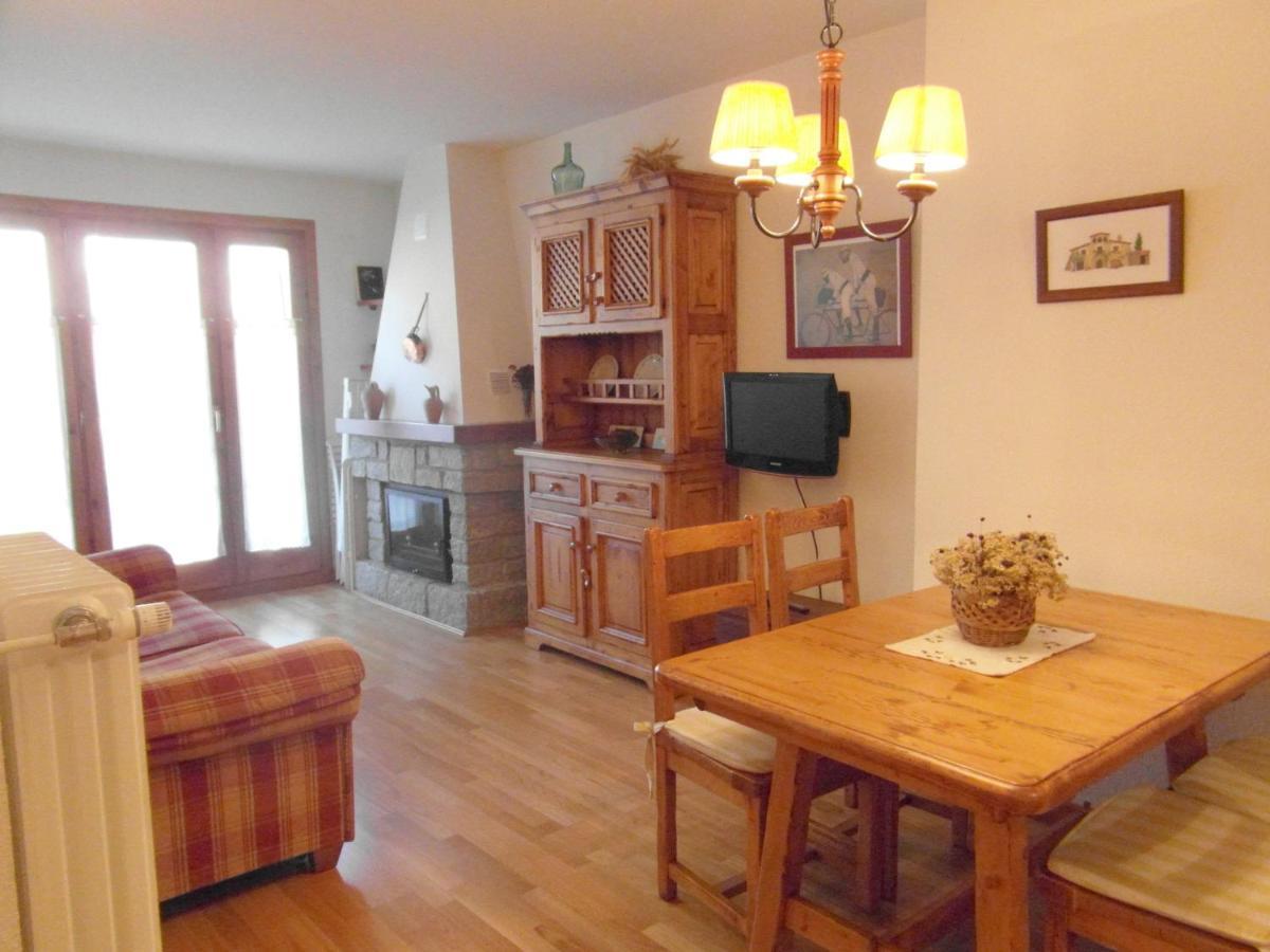 B25 - La Granja, Bajo Con Jardin - Villmor Apartment เบนาสเก ภายนอก รูปภาพ